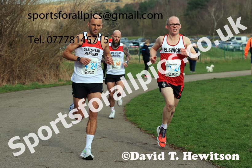 Senior and Veteran Men in the 2024 NECAA Road Relays Champs., Hetton Lyons Country Park, Hetton le Hole, County Durham. Photo: David T. Hewitson/Sports for All Pics